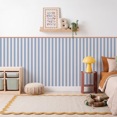 Striped Scalloped Border Panels