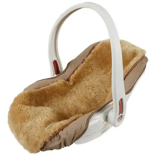 Sheepskin Car Seat and Stroller Cover
The sheepskin car seat cover keeps baby comfy and cozy. Sheepskin has tremendous benefits too. It keeps baby warm in the winter and cool in the summer, The natural wool resists bacteria and dust particles and disinfec