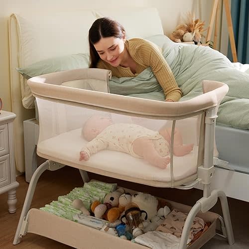 HARPPA Cuddly Bassinet, 2 in 1 Baby Bassinet with Breathable Mesh and Mattress, 6 Height Adjustable, Bedside Sleeper with Anchor Strap, Storage Basket and Wheels, Beige