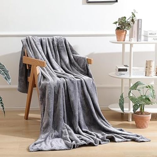 Grey Fleece Throw Blanket for Couch Chair Sofa, Soft Warm Fuzzy Cozy Blankets for Women Men, 300GSM Room Decor Flannel Microfiber Blankets for All Seasons, 50x60 Inches