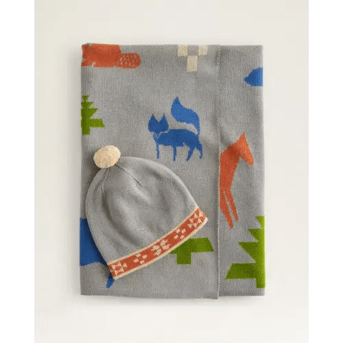 SHARED PATH KNIT BABY BLANKET WITH BEANIE