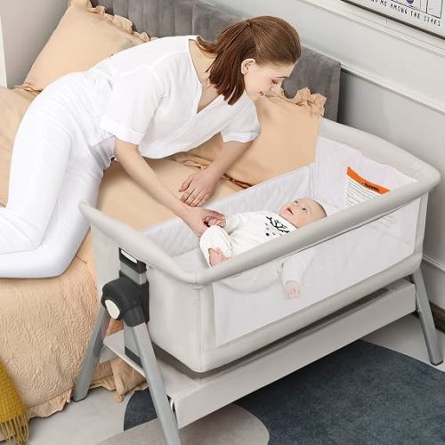 INFANS Baby Bassinet Bedside Crib, Newborn Sleeper w/Large Storage Basket, Adjustable Heights, Detachable &Washable Mattress, Breathable Mesh, Straps, Easy Moving Bed Side (Cream)
