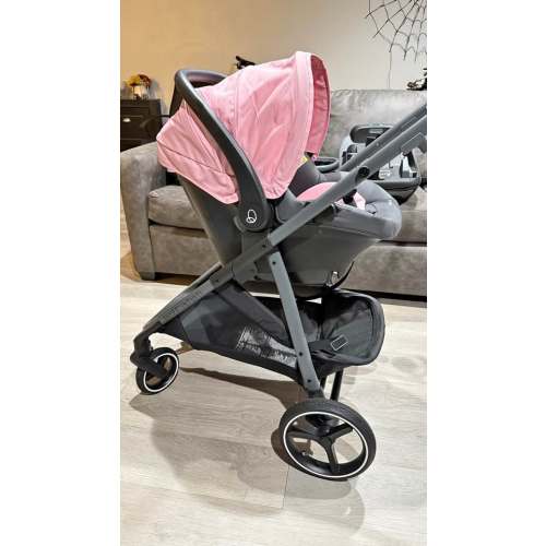 Baby car seat and stroller - Strollers - Los Angeles, California | Facebook Marketplace | Facebook