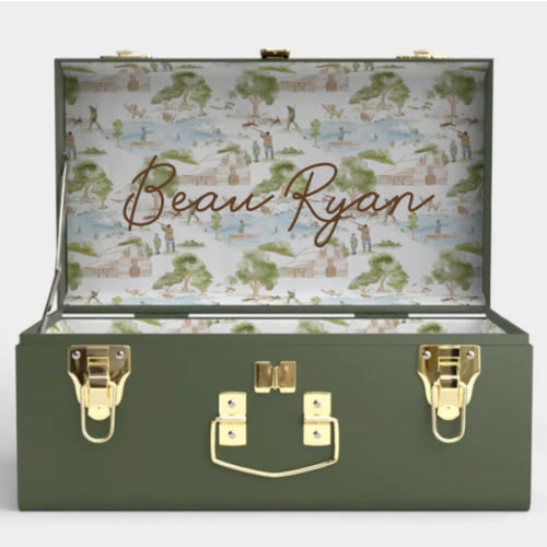 Size: Mini Trunk, color: Green, Fabric: Heritage Hunt, Embroidery: Beau Ryan, Font: Haven