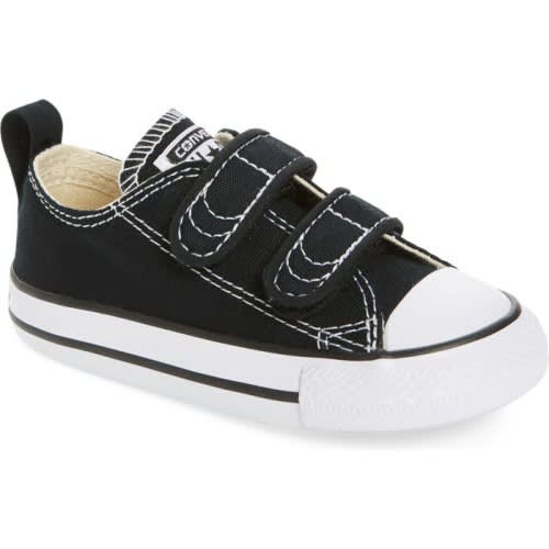 Baby, Walker & Toddler Chuck Taylor® Double Strap Sneaker, 5 M, Black