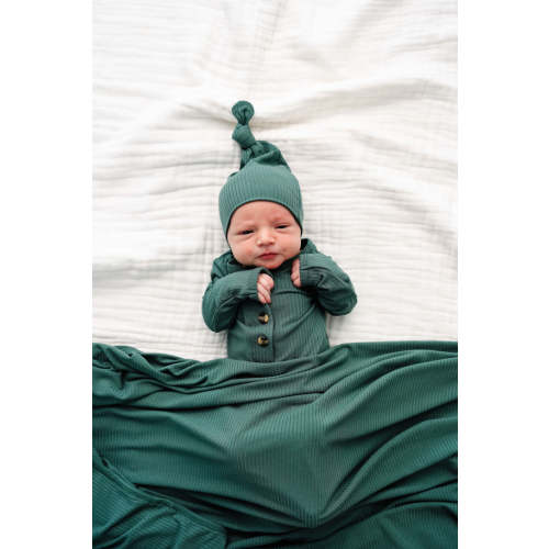 Pierce Ribbed Newborn Hat Bundle (Top + Bottom)