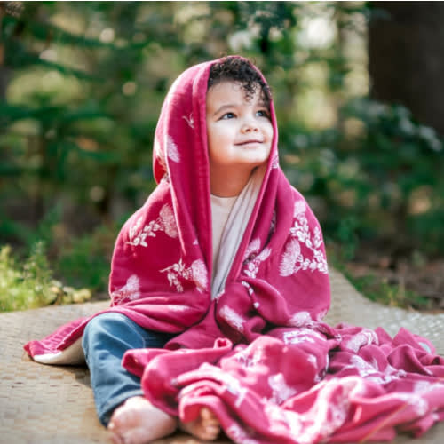 ʻŌhiʻa Lehua Throw Blanket