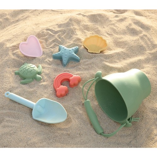 Beach Bucket & Sand Toys