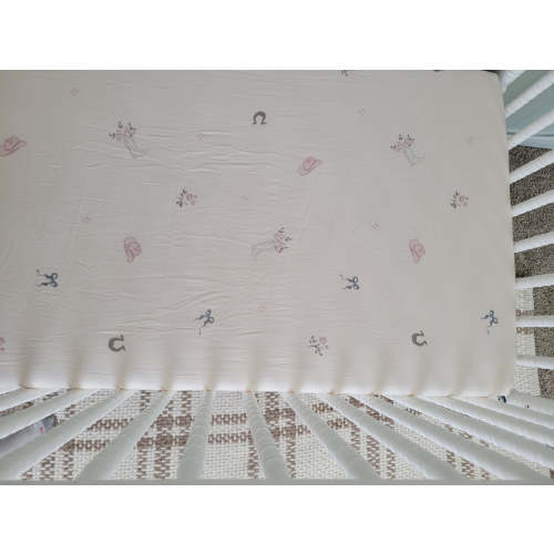 Vintage Country- Cowgirl Muslin Crib Sheet