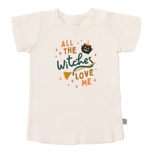 graphic tee | witches love me