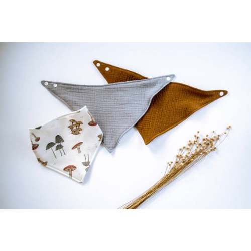 Organic Drool Bandana Bib | Gender Neutral Baby Shower Gift Set Hippie Mushroom Vintage Print
,
All 3 (PRE-ORDER)