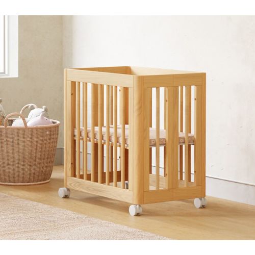 Yuzu 8-in-1 Convertible Crib Honey