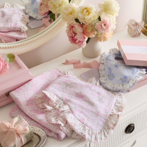 LoveShackFancy Gift Set