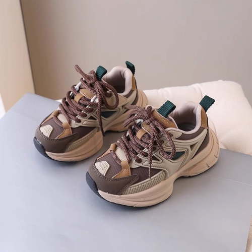 Kids Chunky Retro Sneakers, Boys Girls Lace Up Walking Shoes, Baby Boys Girls Breathable Casual Sneakers Outdoor Sports Lace-Up Chunky Platform Running Tennis Shoes for Kids, Brown 21/4C