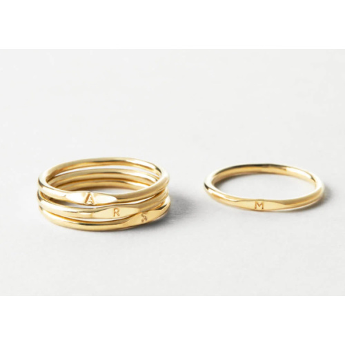 Micro Signet Ring — GLDN