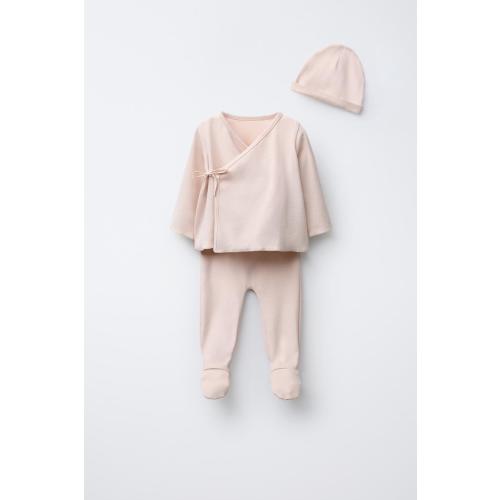 NEWBORN SET AND POUCH - Beige-pink | ZARA United States