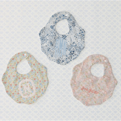 Scallop Bib