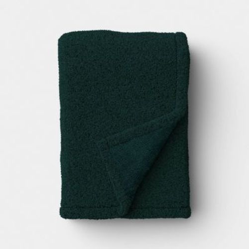 50"x70" Solid Comfort Plush Throw Green - Room Essentials™