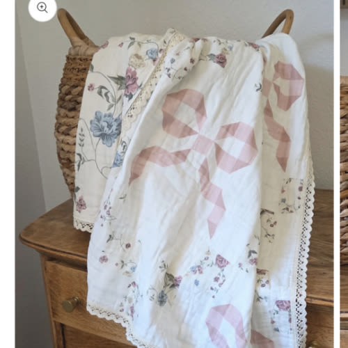 Bows and Florals Patchwork QUILTED 6 Layer Gauze Blanket