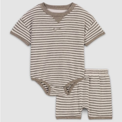Nike ReadySet Baby (0-9M) Bodysuit and Shorts Set. Nike.com