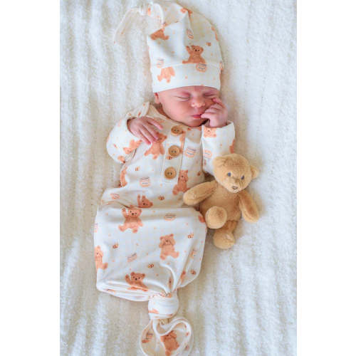 Newborn Baby Knot Gown & Hat Set in Honey Bear | Caden Lane