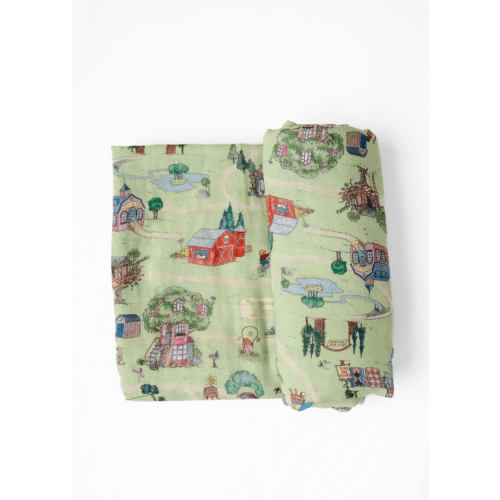 Berenstain Bears® Swaddle Blanket – Little Crowns & Capes