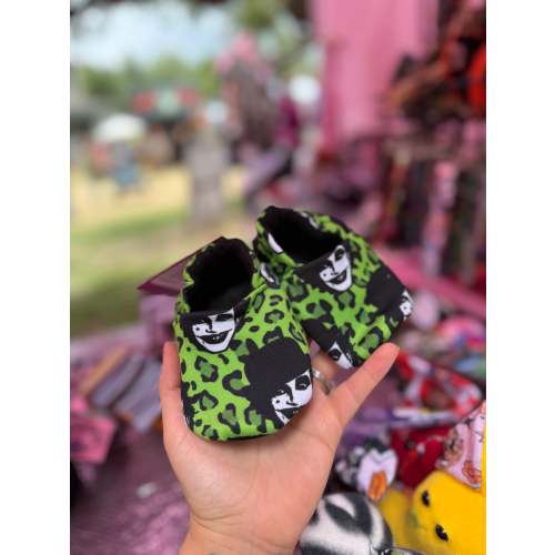Monkey Baby Booties – Kitten Frostt