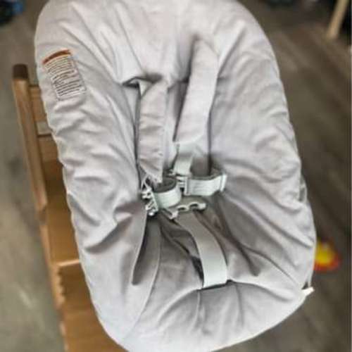 Stokke newborn hair chair