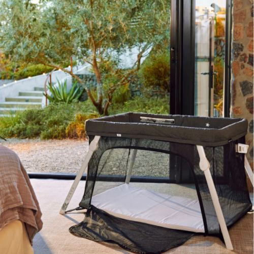 Guava Lotus Travel Crib