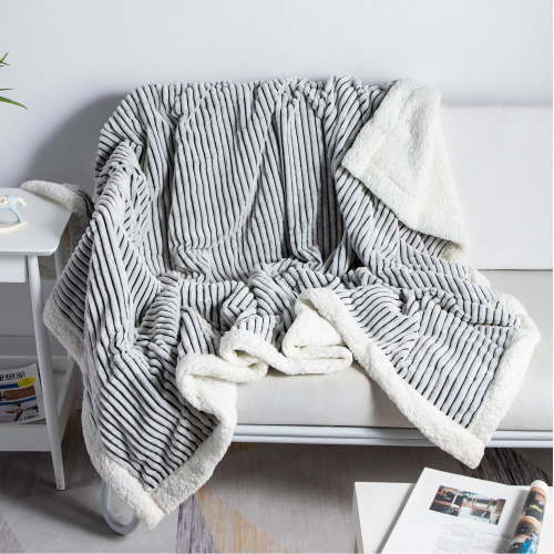 DISSA Sherpa Fleece Blanket Soft Black and White Throw Blanket Cozy Plush Blankets for Couch Sofa Bed, 51"x63"