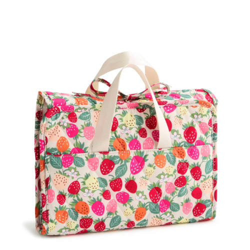 Outlet Essential Hanging Travel Organizer - Ultralight | Vera Bradley – Vera Bradley Outlet Store