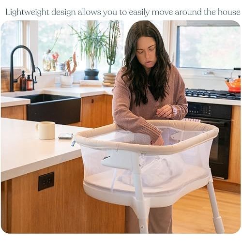 HALO® BassiNest® Lite – Breathable Baby Bassinet Slides Over Bed with Mesh Walls for Airflow & Visibility, Lowering Wall for Easy Access, Portable & Lightweight, Fits Most Beds