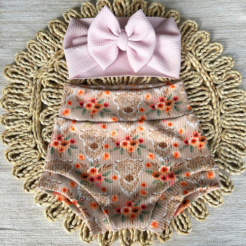 Western baby girl bummy clothing for baby shower gift, handmade floral highland cow print, Texas toddler Cow Print shorties, western baby
