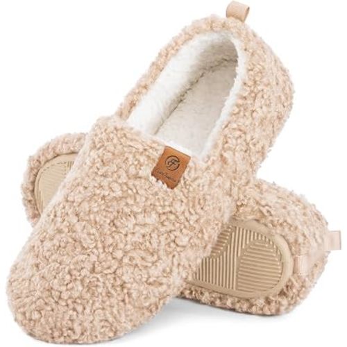 EverFoams Women’s Soft Curly Slippers Memory Foam Lightweight House Shoes