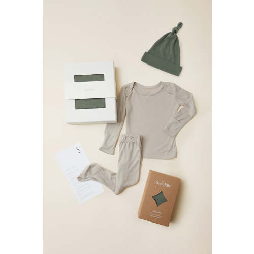 Basil Bringing Home Baby Gift Set