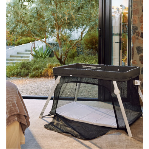 Lotus Travel Crib