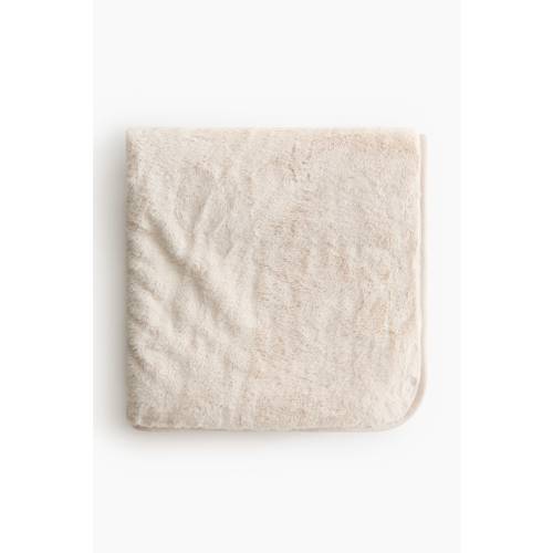 FLUFFY BABY BLANKET