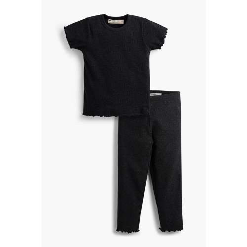 Monica + Andy - Black