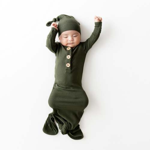 Ribbed Knotted Gown with Hat Set in Fir