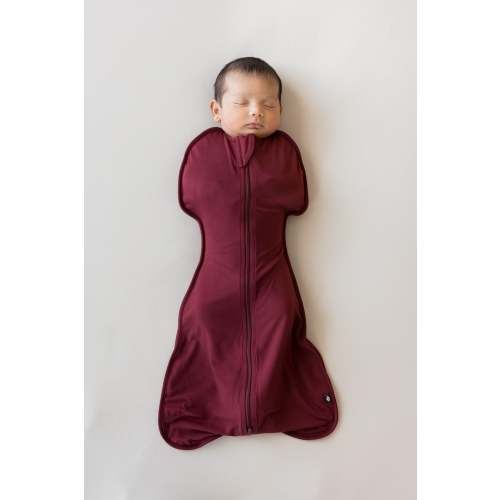Swaddle Bag in Burgundy 0.5