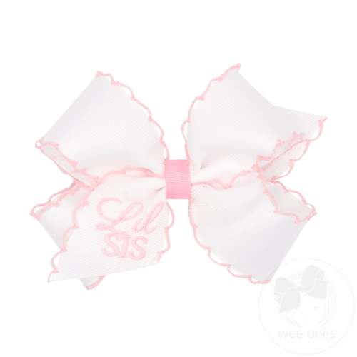 Medium Grosgrain Hair Bow with Light Pink Moonstitch Edge and Lil Sis Embroidery - LITTLE | Wee Ones Hair Bows & Accessories