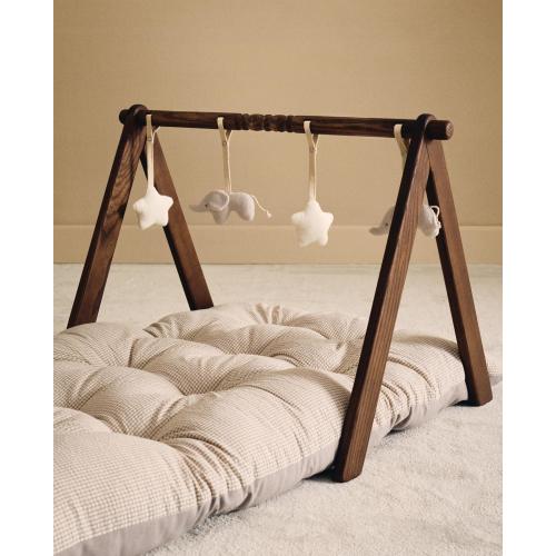 BABY GYM AND ELEPHANT BABY DECORATIONS