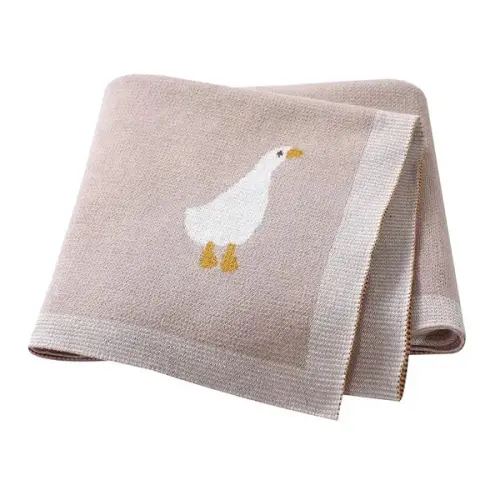 Goose Knitted Blanket in Pink