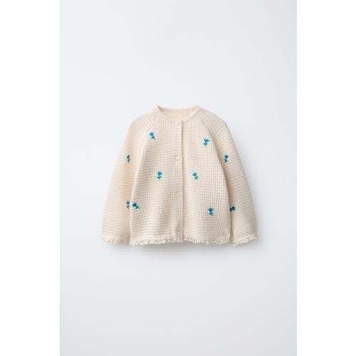 EMBROIDERED FLORAL TEXTURED KNIT CARDIGAN WITH LACE TRIM - Ecru | ZARA United States
