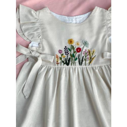 Dress with Wildflowers Hand Embroidery, Girls Soft Linen Dress, Toddler Linen Dress, Custom Birthday Dress, Kids Clothing, Dress for Girls