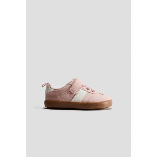 BAREFOOT SNEAKERS