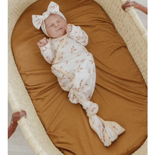 Newborn Knotted Gown - color: RUE