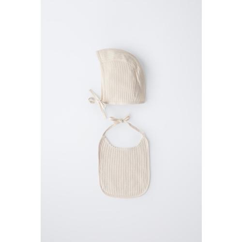 STRUCTURED BONNET AND BIB SET - Ecru | ZARA United States