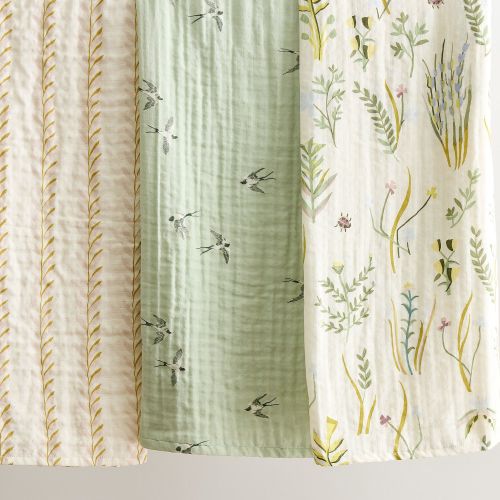 West Elm Kids Joseph Altuzarra Blooming Garden Organic Cotton Swaddle Set