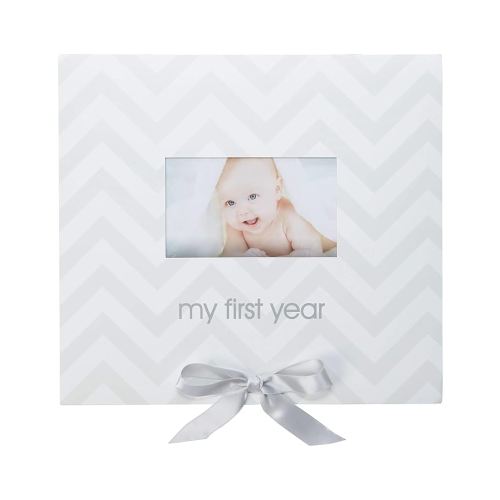 Pearhead Baby's First Year Calendar, Track Every Milestone and Memory, Full Year Milestone Tracker, Baby Keepsake, Gift For Baby Girl and Baby Boy, Gray Chevron